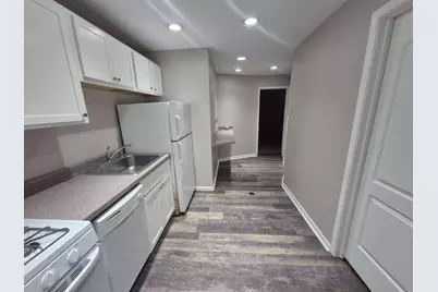 2028 W Michigan St, Milwaukee, WI 53233 - Photo 30