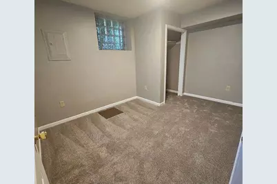 2032 W Michigan St, Milwaukee, WI 53233 - Photo 10