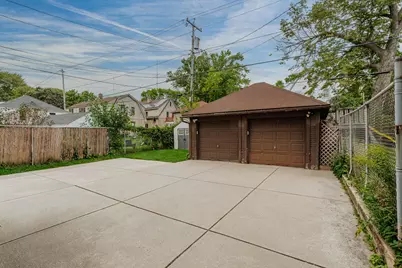 1606 E Newton Ave #1608, Shorewood, WI 53211 - Photo 34