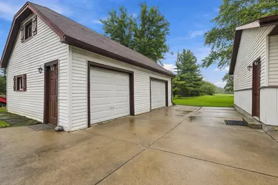 1407  Willow Rd, Racine, WI 53177 - Photo 28