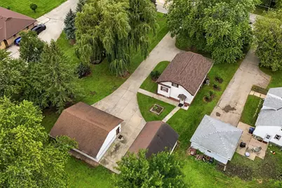 1407  Willow Rd, Racine, WI 53177 - Photo 36