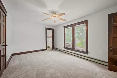 2134 S 84th St, West Allis, WI 53227 - Photo 14