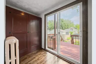 2134 S 84th St, West Allis, WI 53227 - Photo 8