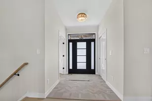 256 Hill Dr, Racine, WI 53182 - Photo 8