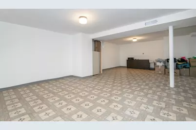 3260 S 124th St, West Allis, WI 53227 - Photo 28