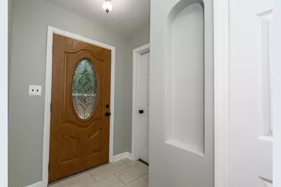 3260 S 124th St, West Allis, WI 53227 - Photo 2