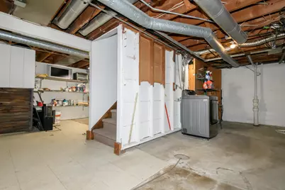 3260 S 124th St, West Allis, WI 53227 - Photo 32