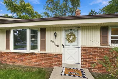 10931 W Kaul Ave, Milwaukee, WI 53225 - Photo 2