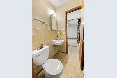 10931 W Kaul Ave, Milwaukee, WI 53225 - Photo 26