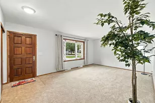 10931 W Kaul Ave, Milwaukee, WI 53225 - Photo 4