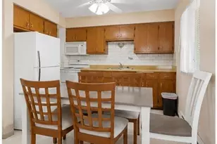 410 Cheviot Chase, Waukesha, WI 53186 - Photo 8