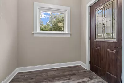 11507 W Church St, Franklin, WI 53132 - Photo 12
