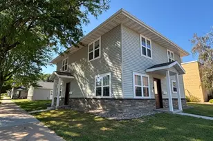 625 Wall St, La Crosse, WI 54603 - Photo 1