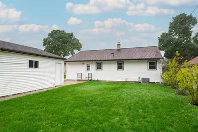 2526 S 83rd St, West Allis, WI 53219 - Photo 24