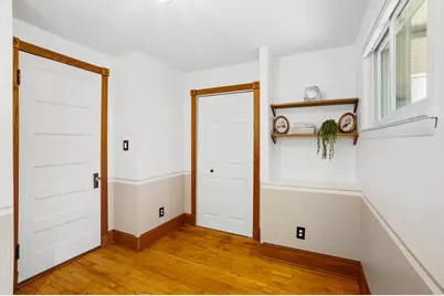 2854 N Murray Ave, Milwaukee, WI 53211 - Photo 18