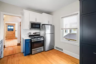 2854 N Murray Ave, Milwaukee, WI 53211 - Photo 16