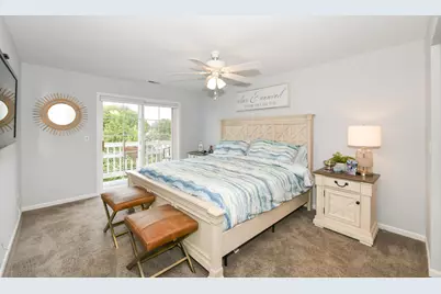 2226  Landings Ln, Delavan, WI 53115 - Photo 18