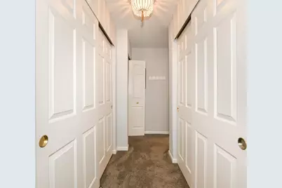 2226  Landings Ln, Delavan, WI 53115 - Photo 20