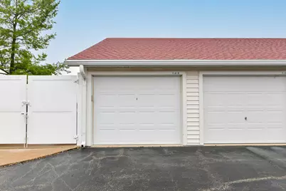 2226  Landings Ln, Delavan, WI 53115 - Photo 32