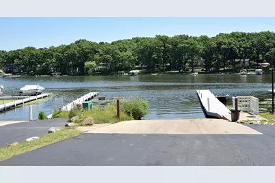 2226  Landings Ln, Delavan, WI 53115 - Photo 52