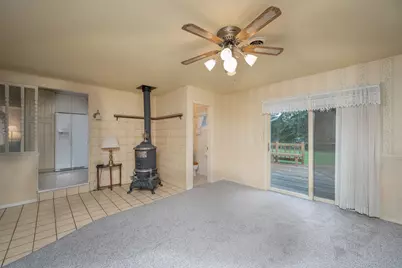 7218  Elberton Ave, Greendale, WI 53129 - Photo 6