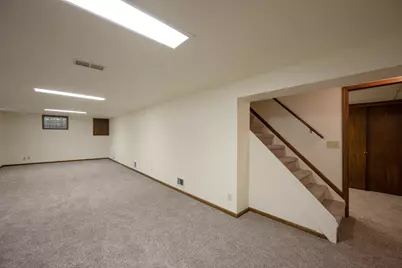 7218  Elberton Ave, Greendale, WI 53129 - Photo 22