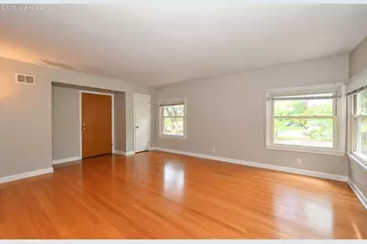 4339 N Sheffield Ave #4341, Shorewood, WI 53211 - Photo 6