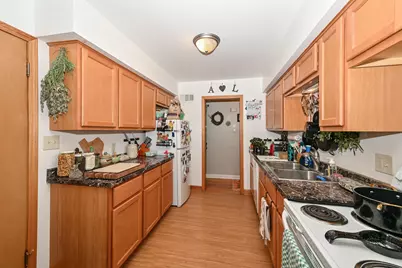 4339 N Sheffield Ave #4341, Shorewood, WI 53211 - Photo 8