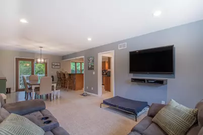 513  Mary Knoll Ln, Watertown, WI 53098 - Photo 16