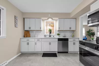 7118 W Medford Ave, Milwaukee, WI 53218 - Photo 10
