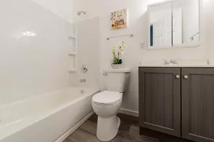 1721 St Clair St, Racine, WI 53402 - Photo 10