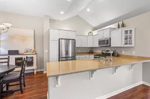 N50W25074 William Dr, Sussex, WI 53072 - Photo 20