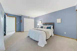 3942 N Oakland Ave, Shorewood, WI 53211 - Photo 10