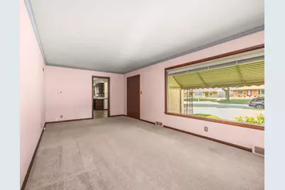 3940 N 80th St, Milwaukee, WI 53222 - Photo 6
