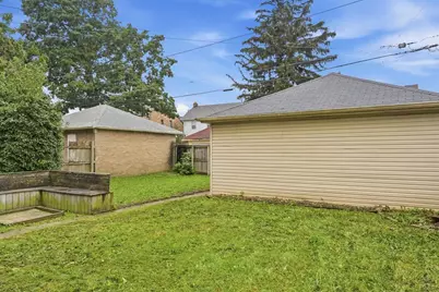 4169 N 14th St, Milwaukee, WI 53209 - Photo 4