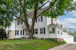6836 W Wisconsin Ave, Wauwatosa, WI 53213 - Photo 30