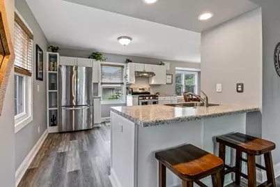 3412 E Allerton Ave, Cudahy, WI 53110 - Photo 4
