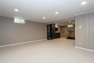 147 W Laflin Ave, Waukesha, WI 53186 - Photo 48