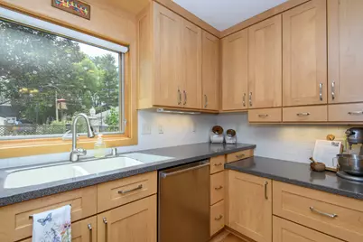 147 W Laflin Ave, Waukesha, WI 53186 - Photo 22