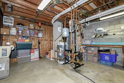 147 W Laflin Ave, Waukesha, WI 53186 - Photo 58