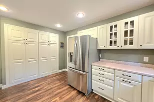 566 Riford Rd, Neenah, WI 54956 - Photo 12