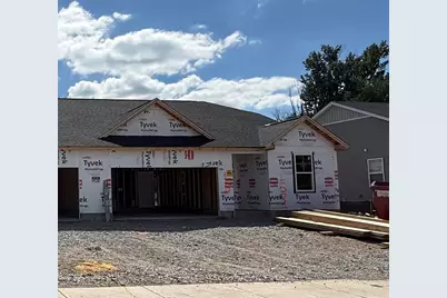 1571  Meadowview Ct, Whitewater, WI 53190 - Photo 2