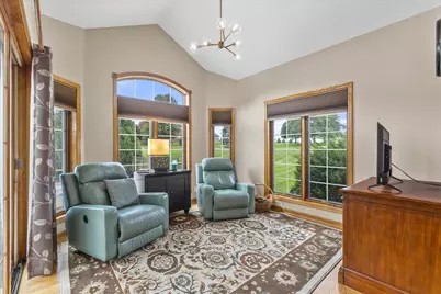 W287N921  Bedouin Ct, Delafield, WI 53188 - Photo 22