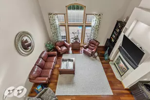 W287N921 Bedouin Ct, Delafield, WI 53188 - Photo 12