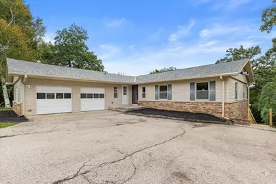 6511  203rd Ave, Bristol, WI 53104 - Photo 2