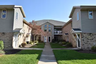 435 W Aspen Dr, Oak Creek, WI 53154 - Photo 18