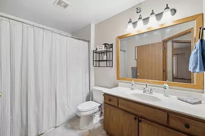435 W Aspen Dr #15, Oak Creek, WI 53154 - Photo 12