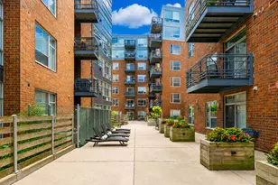 1111 N Marshall St, Milwaukee, WI 53202 - Photo 22