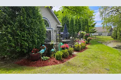 5339 S Hidden Dr #5339, Greenfield, WI 53221 - Photo 26