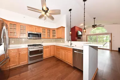5339 S Hidden Dr #5339, Greenfield, WI 53221 - Photo 6